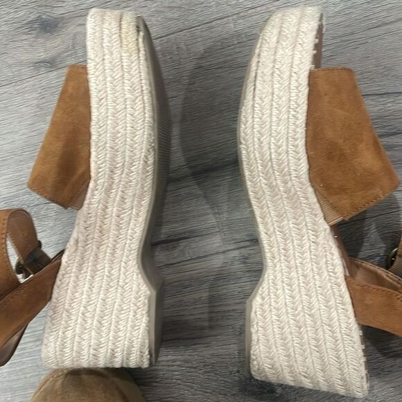 Universal Thread Target Size 9 Brown Espadrille Heeled Wedge Sandals - Picture 5 of 6